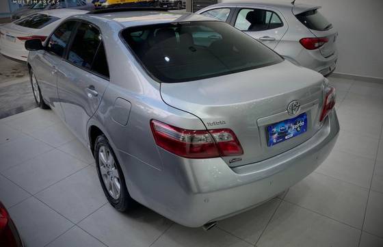 TOYOTA CAMRY 3.5 XLE V6 24V GASOLINA 4P AUTOMÁTICO TOYOTA CAMRY 3.5 XLE V6 24V GASOLINA 4P AUTOMÁTICO